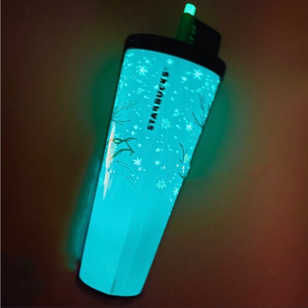 Starbucks Glow In The Dark Halloween Tumbler 24 oz Purple & Black